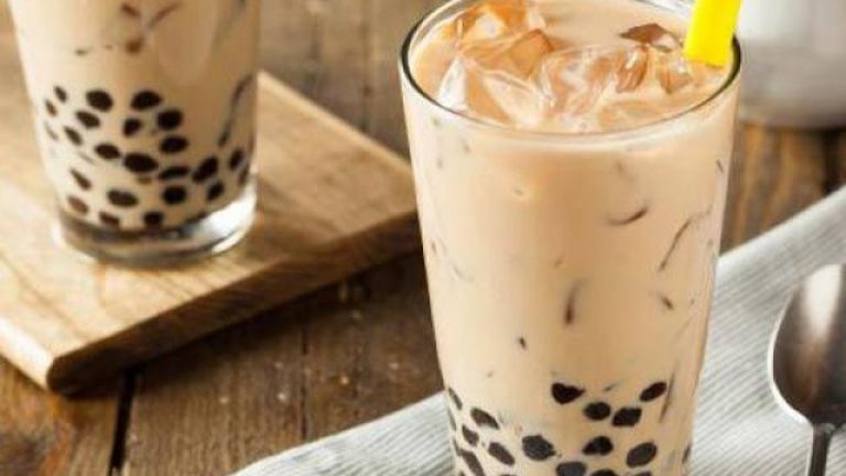 Nấu trà sữa truyền thống chỉ với 4 bước
