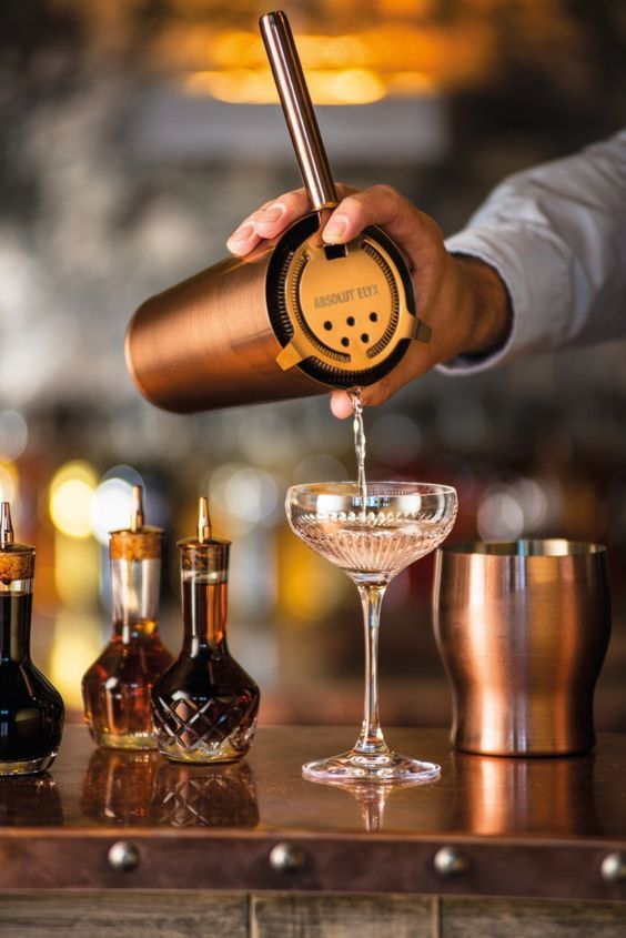Phân biệt barista và bartender