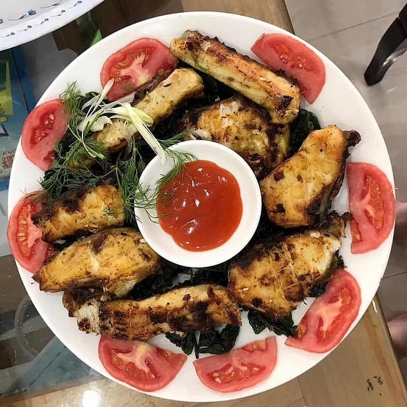 Nhà hàng Lai Châu