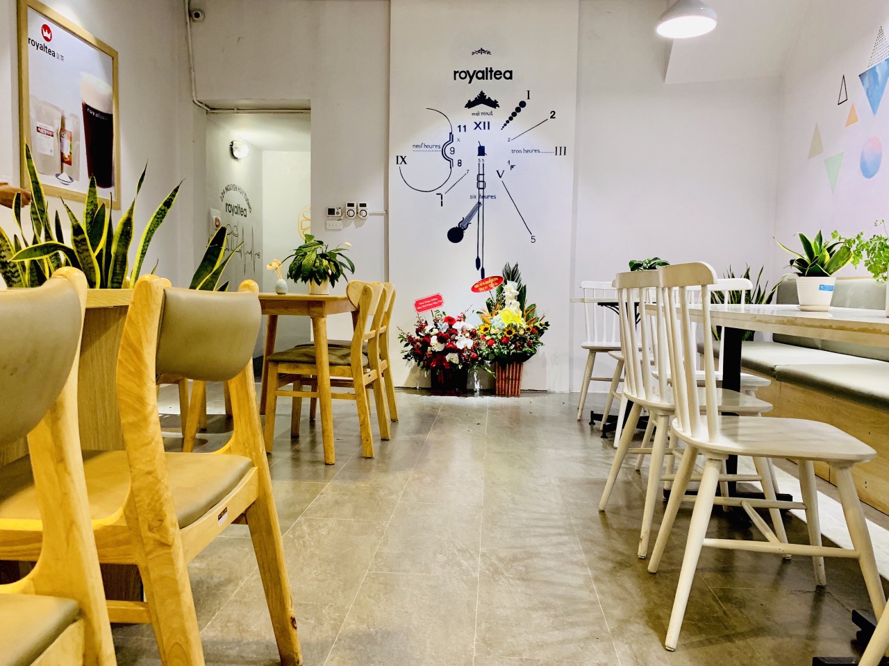 SANG NHƯỢNG LẠI QUÁN TRÀ SỮA THƯƠNG HIỆU ROYALTEA - 224 NGUYỄN HUY TƯỞNG - THANH XUÂN - HÀ NỘI | Nhà Đất 24h