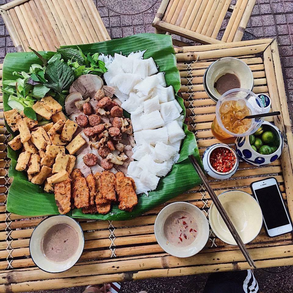 Bún đậu Hùng Vương