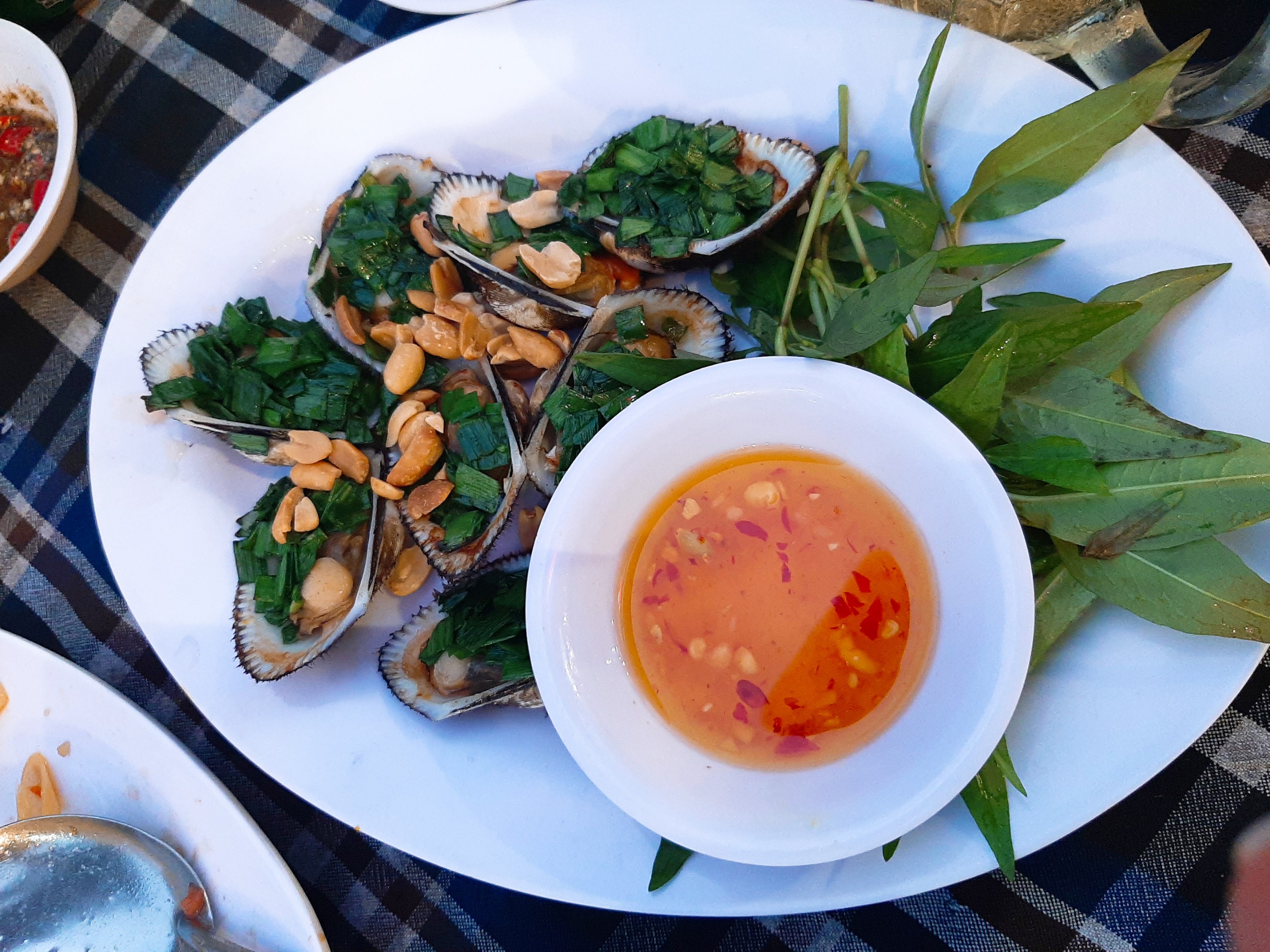 Ốc hẻm