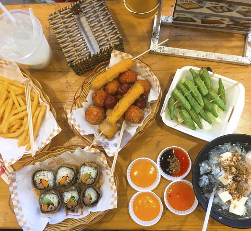 5 địa điểm ăn vặt siêu ngon và rẻ ở Hạ Long