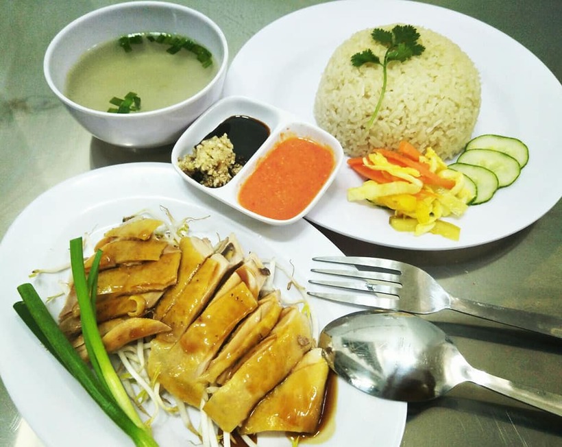 Top 10 quán cơm gà Hải Nam ở TPHCM - Sài Gòn giá rẻ ngon nhức nách
