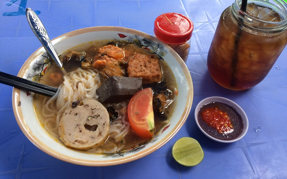 Khu Ăn Vặt Nguyễn Kim ở Quận 5, TP. HCM | Foody.vn