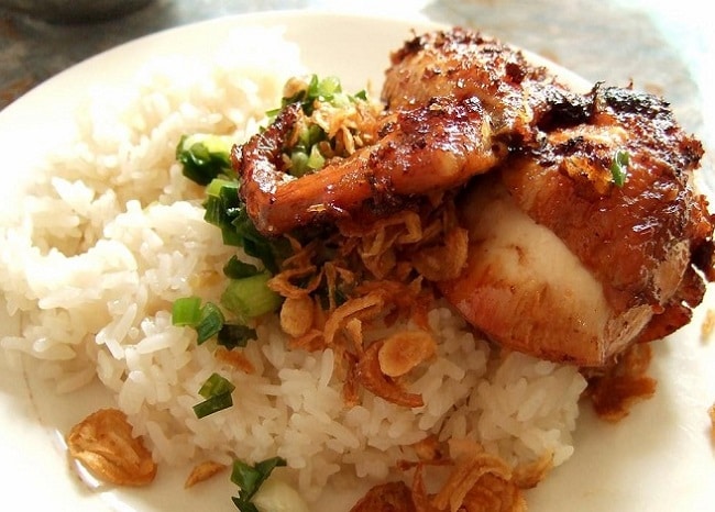 Quán xôi gà - Kinh Dương Vương là Top 10 Địa điểm ăn uống hấp dẫn tại quận Bình Tân, TP. Hồ Chí Minh