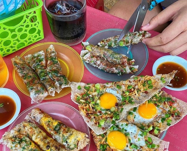 TOP 10 quán ăn vặt Quy Nhơn thu hút giới trẻ ghé ăn