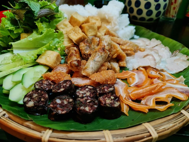 Top 7 Địa chỉ thưởng thức món bún đậu mắm tôm ngon nhất tại TP. Quy Nhơn, Bình Định - Toplist.vn