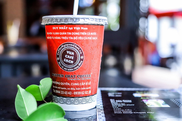 Cafe nhượng quyền 0 đồng Nguyen Chat Coffee & Tea dùng 100% ly giấy - VietNamNet