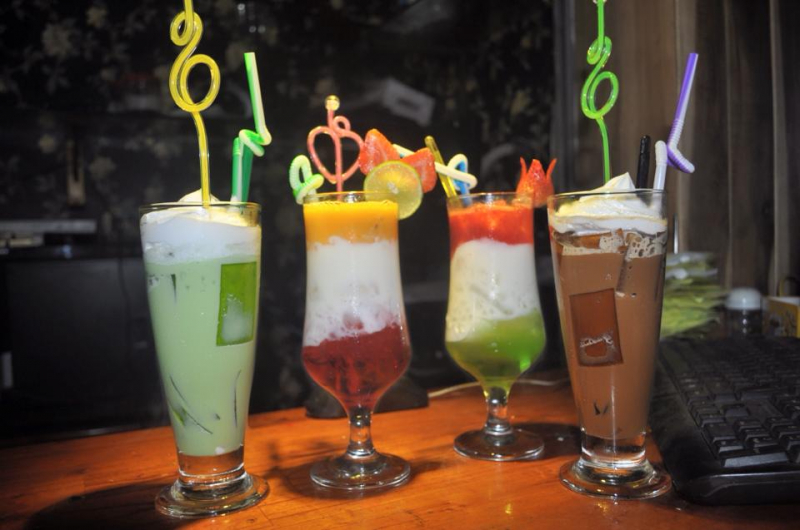 Phòng trà Thư viện Cafe