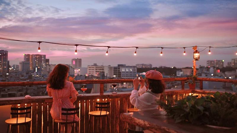 Ráng Chiều rooftop